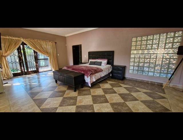 3 BEDROOM HOUSE FOR SALE IN SONNEVELD